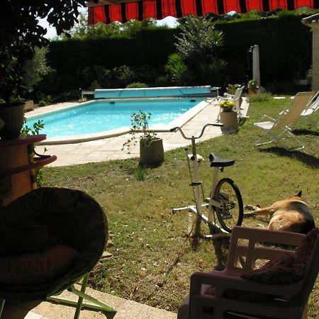 Villa Les Iris Sernhac المظهر الخارجي الصورة