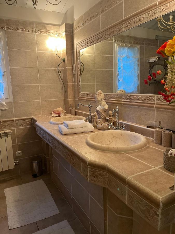 Villa Les Iris Sernhac المظهر الخارجي الصورة